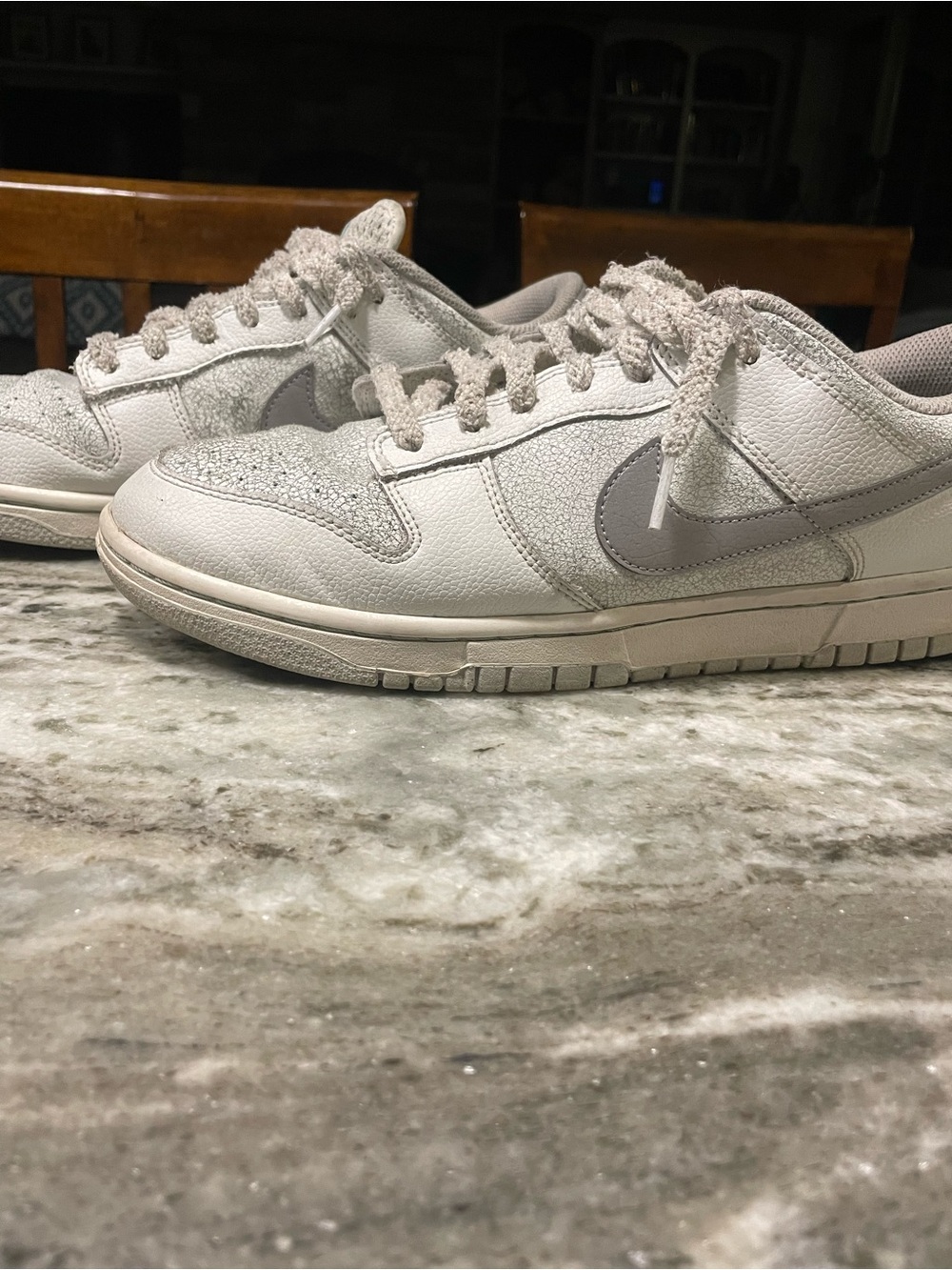 Men’s White/Grey Nike Retro SE Sneakers - Lightweight sneakers